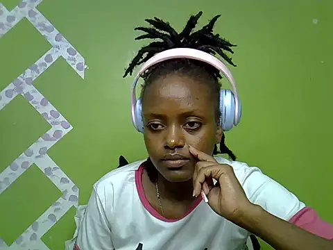 Snapshot of Slim_shedy1 chatting on 06.12.26 Slim shedy1 online show from 06.12.26