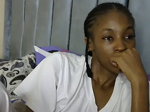 Snapshot of slim_ebon chatting on 07.02.26 slim ebon online show from 07.02.26