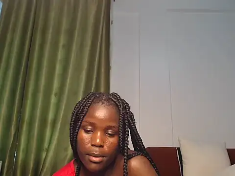 Snapshot of desires-chocolate chatting on 06.07.26 desires-chocolate online show from 06.07.26
