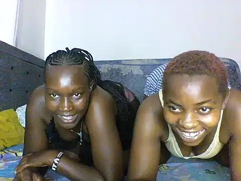 Snapshot of Ebony_sweet_slut chatting on 06.09.26 Ebony sweet slut online show from 06.09.26