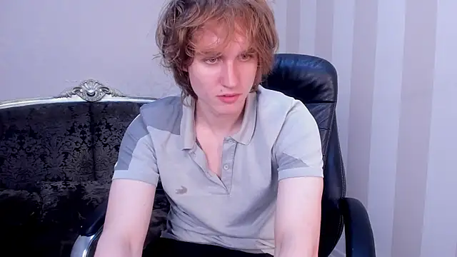 Snapshot of FinnBev chatting on 05.22.26 FinnBev online show from 05.22.26