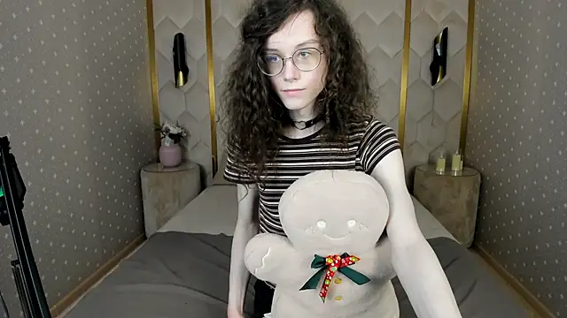 Snapshot of OlesiaBev chatting on 05.20.26 OlesiaBev online show from 05.20.26
