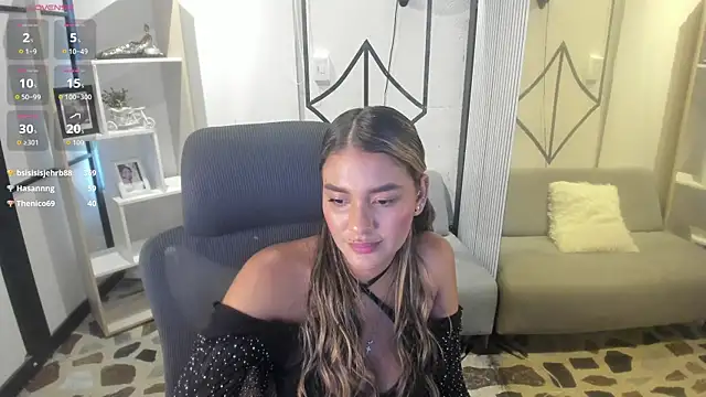 Snapshot of SophieWatson_ chatting on 06.26.26 SophieWatson online show from 06.26.26