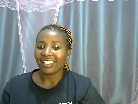 Snapshot of pyvi_5 chatting on 06.22.26 pyvi 5 online show from 06.22.26