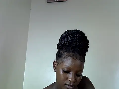 Snapshot of Ariana_ribaby chatting on 06.11.26 Ariana ribaby online show from 06.11.26