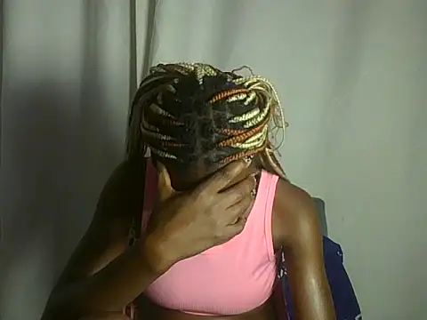 Snapshot of SleekCandy_petites chatting on 06.28.26 SleekCandy petites online show from 06.28.26