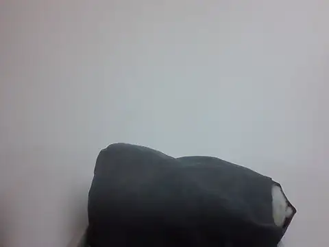 Snapshot of Candysleek_petite chatting on 06.19.26 Candysleek petite online show from 06.19.26