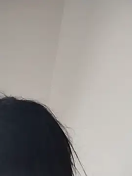 Snapshot of yesleidy chatting on 05.17.26 yesleidy online show from 05.17.26