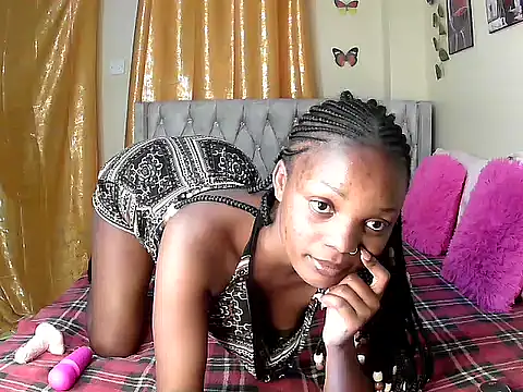 Snapshot of Naughtkittyx chatting on 06.03.26 Naughtkittyx online show from 06.03.26