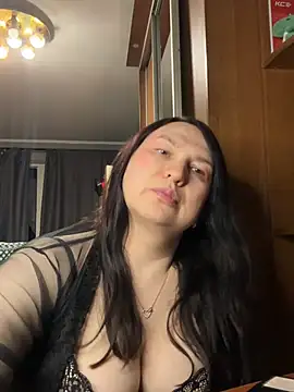 Snapshot of EvaBeautyXxX chatting on 06.24.26 EvaBeautyXxX online show from 06.24.26