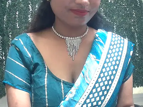 Snapshot of shallykaur chatting on 06.29.26 shallykaur online show from 06.29.26