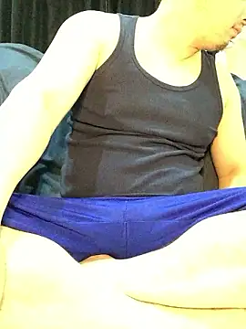 Snapshot of yu_ji-_-_ chatting on 06.19.26 yu ji- - online show from 06.19.26