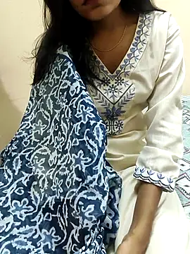 Snapshot of Shanaya_001 chatting on 06.27.26 Shanaya 001 online show from 06.27.26