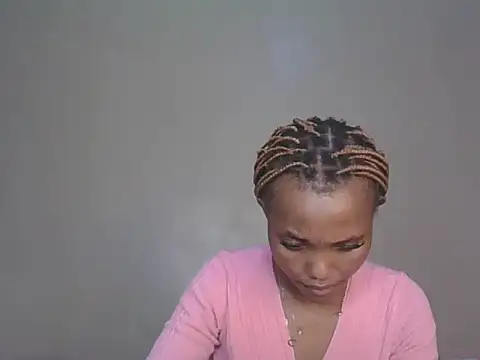 Snapshot of PrettyT5 chatting on 06.22.26 PrettyT5 online show from 06.22.26
