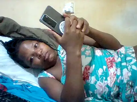 Snapshot of Camilla-Sweets chatting on 06.16.26 Camilla-Sweets online show from 06.16.26