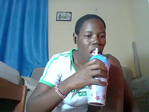 Snapshot of Blacksexyqueen24 chatting on 06.27.26 Blacksexyqueen24 online show from 06.27.26