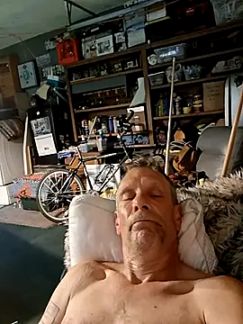 Snapshot of truckdawg2023 chatting on 07.06.26 truckdawg2023 online show from 07.06.26