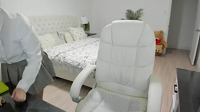 Vika73 online show from 02.20.26