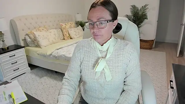Vika73 online show from 05.20.26