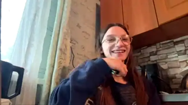 Snapshot of SparkleJebb chatting on 06.12.26 SparkleJebb online show from 06.12.26