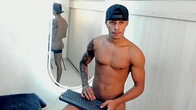 Snapshot of Joao_da_silva19 chatting on 06.11.26 Joao da silva19 online show from 06.11.26