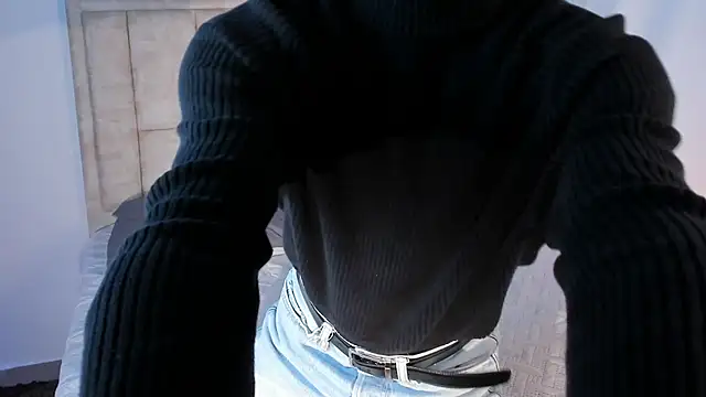 Snapshot of Luch609 chatting on 05.18.26 Luch609 online show from 05.18.26