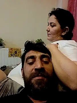 Snapshot of gupsemilf19 chatting on 07.04.26 gupsemilf19 online show from 07.04.26