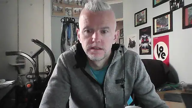 Snapshot of TheSexyCyclist chatting on 05.18.26 TheSexyCyclist online show from 05.18.26