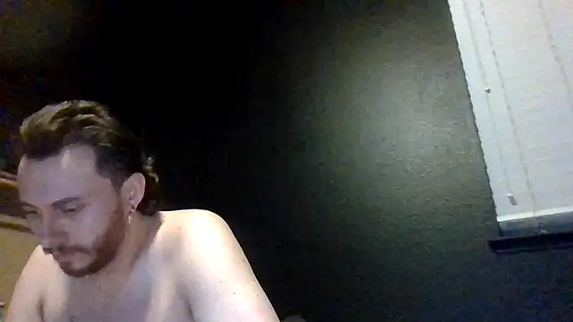 Snapshot of Tallhungcloudyyy chatting on 06.07.26 Tallhungcloudyyy online show from 06.07.26