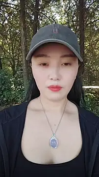 Snapshot of lylxili chatting on 06.12.26 lylxili online show from 06.12.26
