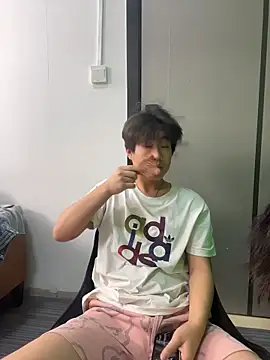 Dw456 online show from 05.17.26