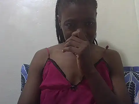 Snapshot of Eebony_Bubbly chatting on 05.19.26 Eebony Bubbly online show from 05.19.26