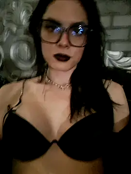 Snapshot of TransGotica chatting on 05.18.26 TransGotica online show from 05.18.26
