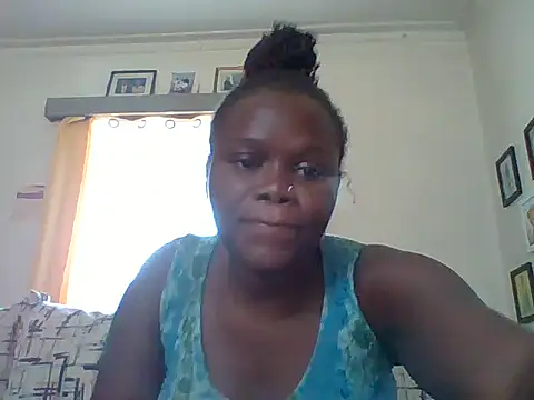 Snapshot of PinkyMonique chatting on 06.11.26 PinkyMonique online show from 06.11.26