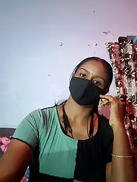 Snapshot of madhushree143 chatting on 06.18.26 madhushree143 online show from 06.18.26