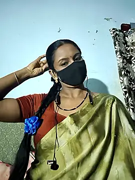 Snapshot of madhushree143 chatting on 06.30.26 madhushree143 online show from 06.30.26