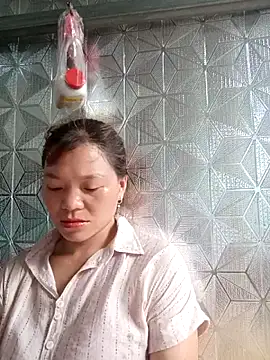 Snapshot of lya_sexyy chatting on 06.18.26 lya sexyy online show from 06.18.26