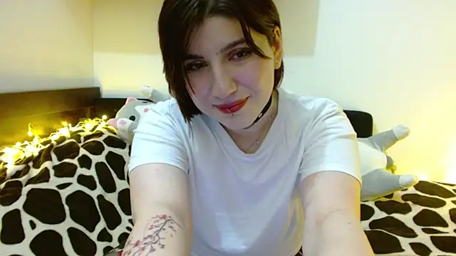 Snapshot of Oriana_secret chatting on 05.30.26 Oriana secret online show from 05.30.26