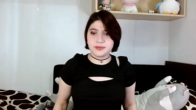 Snapshot of Oriana_secret chatting on 06.17.26 Oriana secret online show from 06.17.26