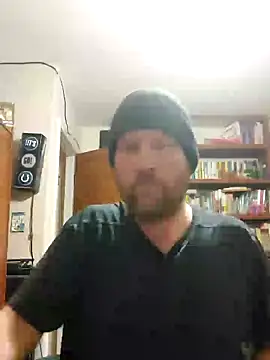 Snapshot of icebergXpress chatting on 05.26.26 icebergXpress online show from 05.26.26