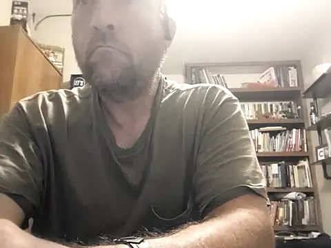 Snapshot of icebergXpress chatting on 06.18.26 icebergXpress online show from 06.18.26