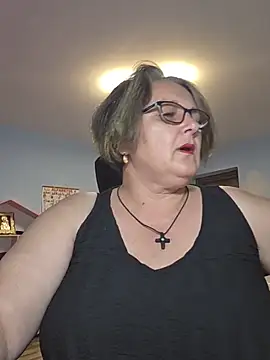 Snapshot of Diana_Diafan chatting on 05.19.26 Diana Diafan online show from 05.19.26