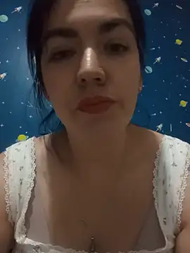 Snapshot of dhanya_moon chatting on 05.20.26 dhanya moon online show from 05.20.26