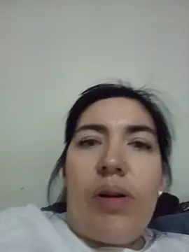 Snapshot of dhanya_moon chatting on 05.28.26 dhanya moon online show from 05.28.26