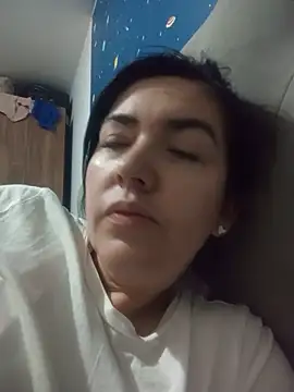 Snapshot of dhanya_moon chatting on 05.29.26 dhanya moon online show from 05.29.26