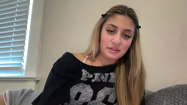 Snapshot of Badbihdani18 chatting on 06.05.26 Badbihdani18 online show from 06.05.26
