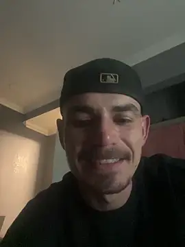 Snapshot of GoHard300 chatting on 05.21.26 GoHard300 online show from 05.21.26