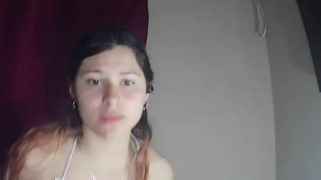 Snapshot of StarElii chatting on 06.18.26 StarElii online show from 06.18.26