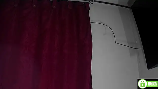Snapshot of StarElii chatting on 06.25.26 StarElii online show from 06.25.26