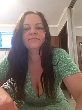 Snapshot of Meri_a chatting on 06.09.26 Meri a online show from 06.09.26